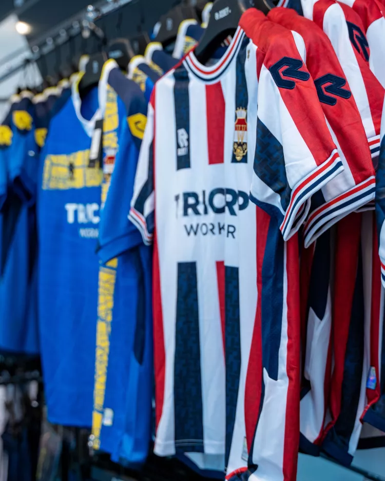 Trainingscollecties verkrijgbaar, fanshop weer open