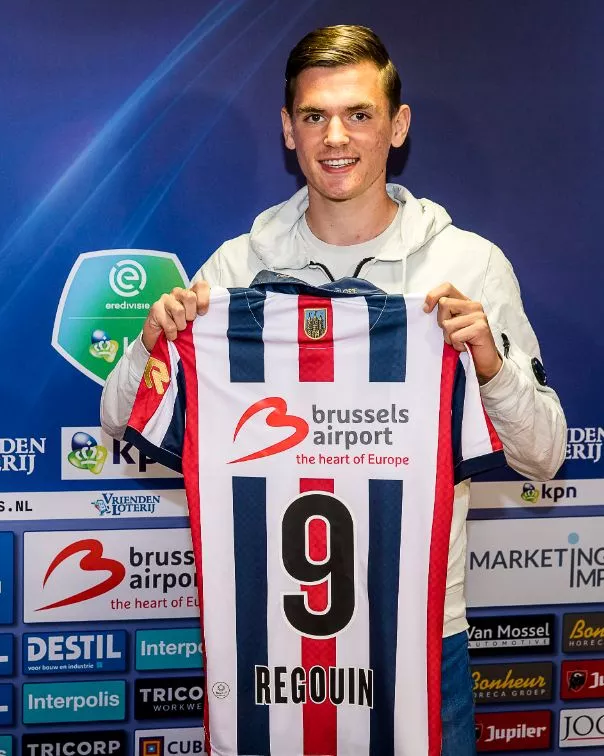 Jeugdspeler Timo Regouin tekent eerste contract