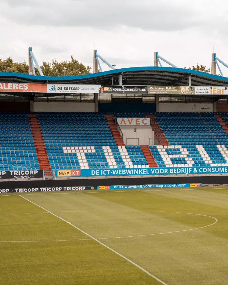 Willem II massaal onthaald bij eerste training