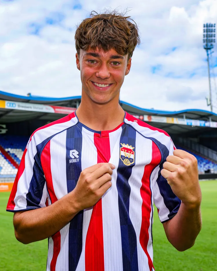 Eerste profcontract voor Junior Poortvliet