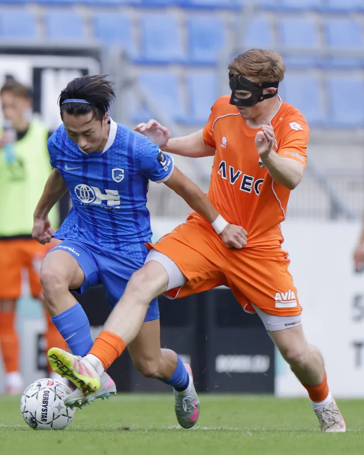 Haen scoort bij rentree, in gelijkspel tegen Jong KRC Genk