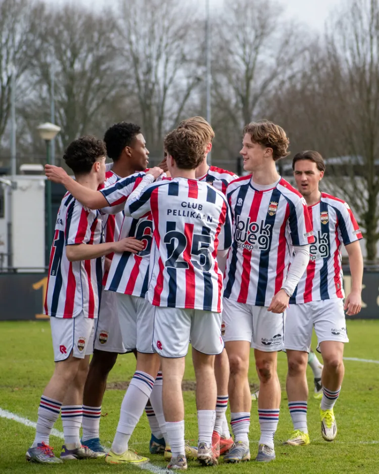 Willem II O21 bekert overtuigend door