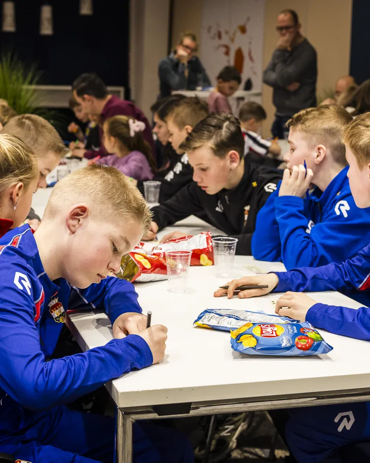 Geslaagde Bingomiddag WII Kings en Supportersclub Willem II