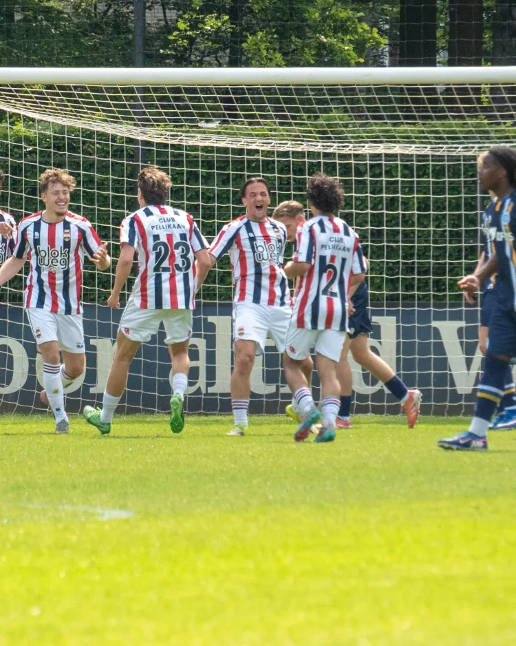 Willem II O21 pakt koppositie terug